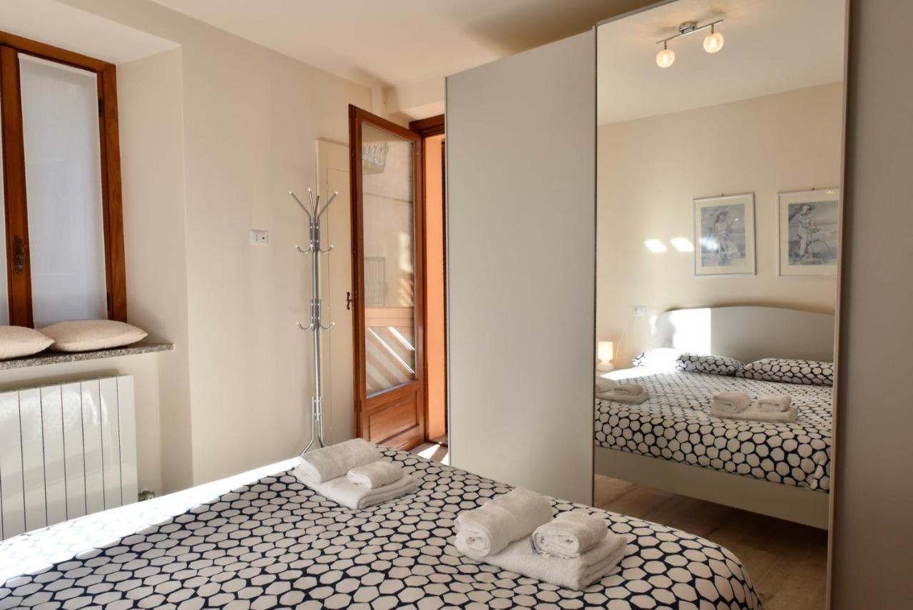 Casa Caterina - Riva Di Solto - Iseo Lake Bagian luar foto