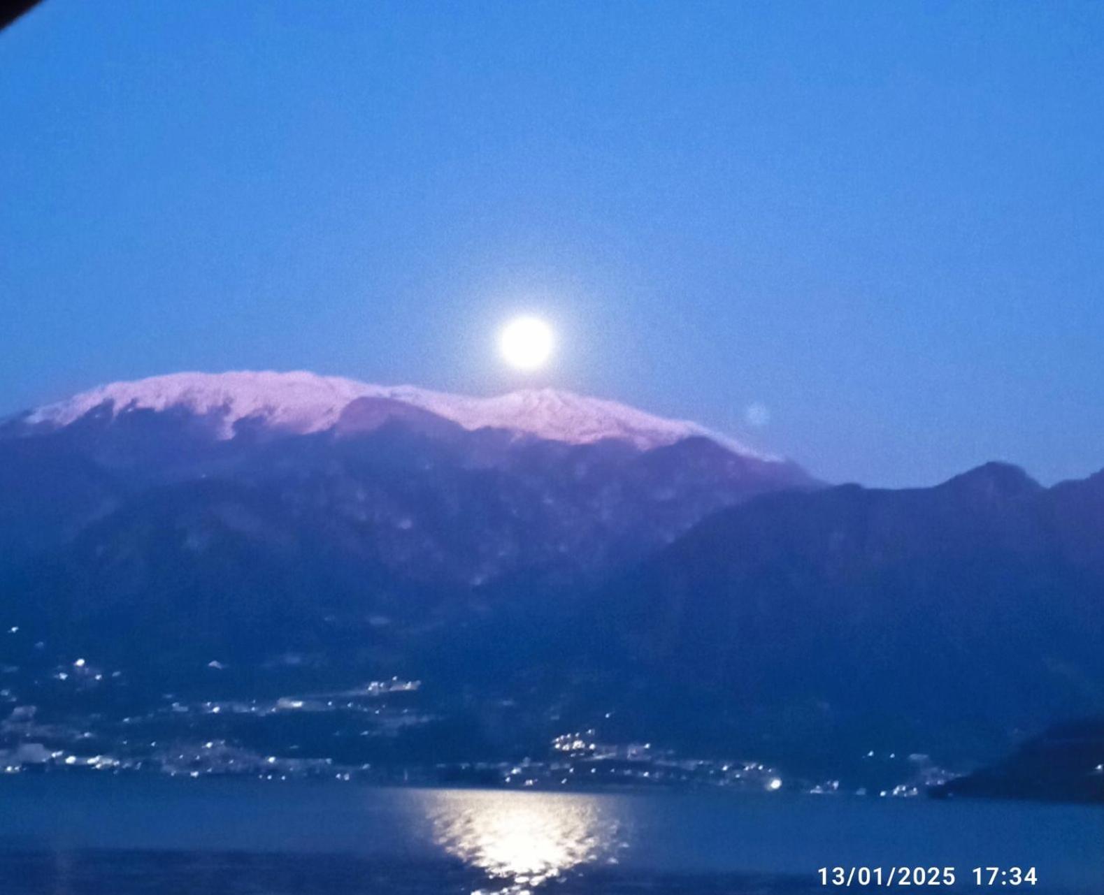 Casa Caterina - Riva Di Solto - Iseo Lake Bagian luar foto