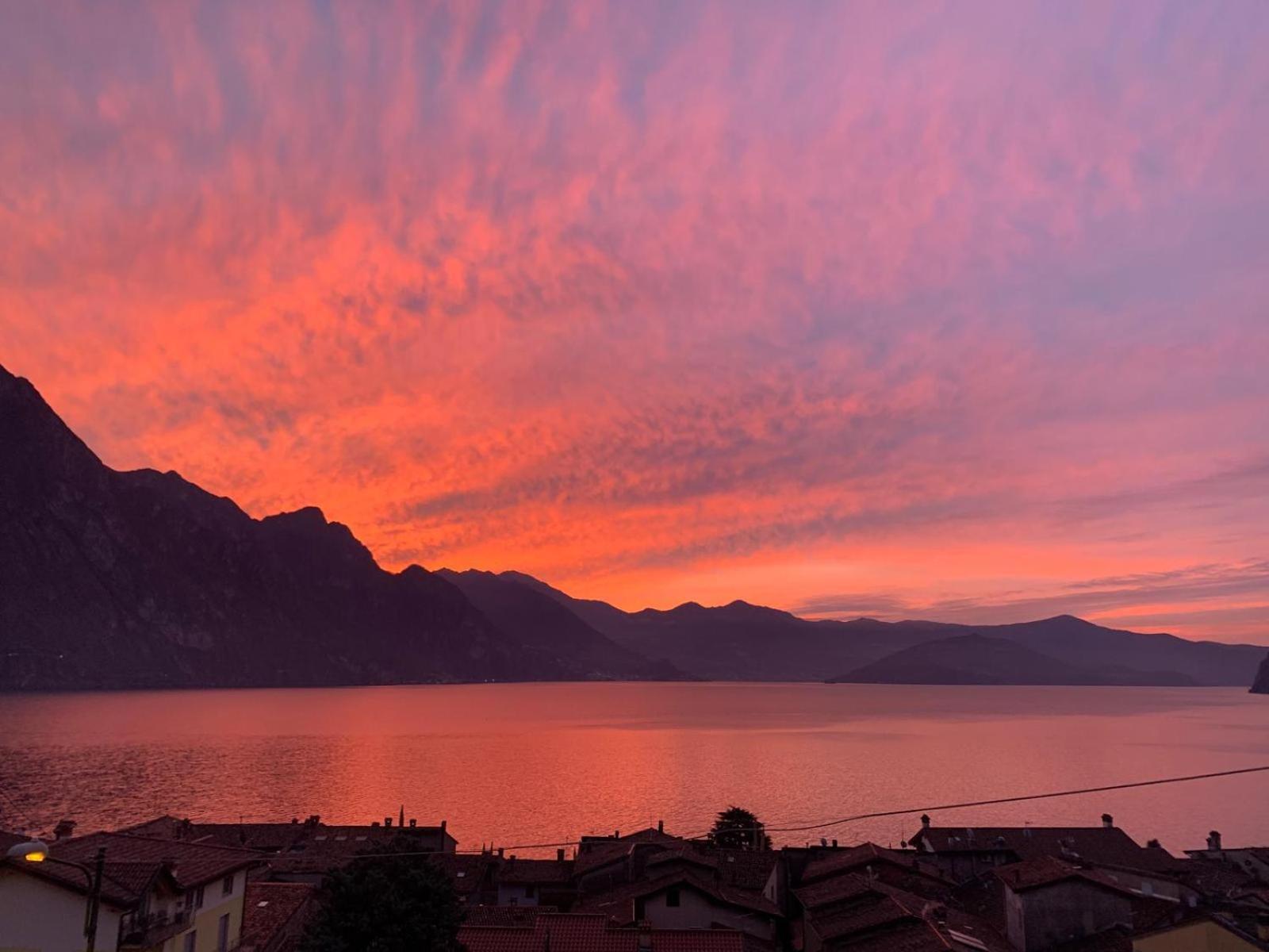 Casa Caterina - Riva Di Solto - Iseo Lake Bagian luar foto